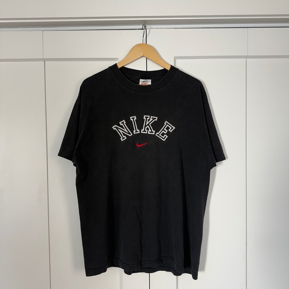 Vintage 90s MADE IN USA Mens XL Nike T-Shirt Black Embroidered Spellout Cotton